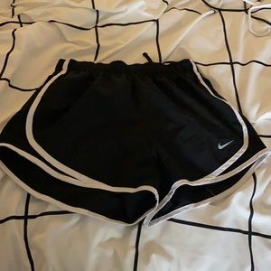 barely used nike shorts for 18$!!